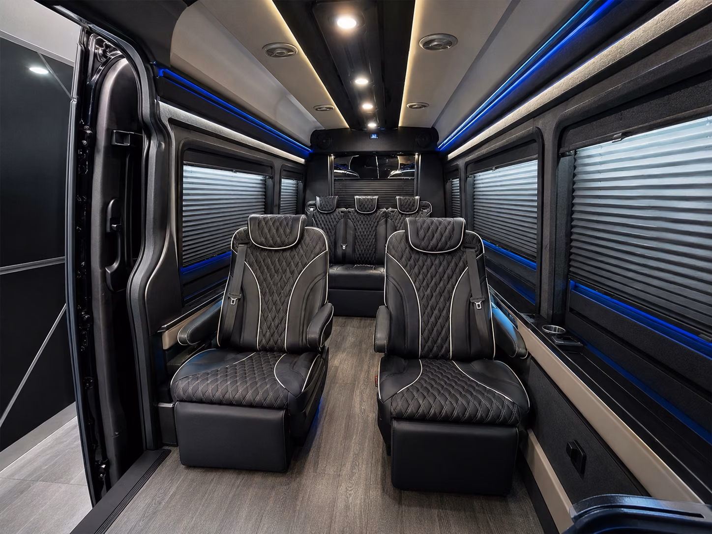 airport transfer buses for convention groups flying into ontario international