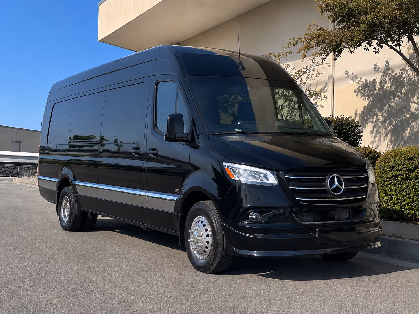 arrange transportation for your next prom 3