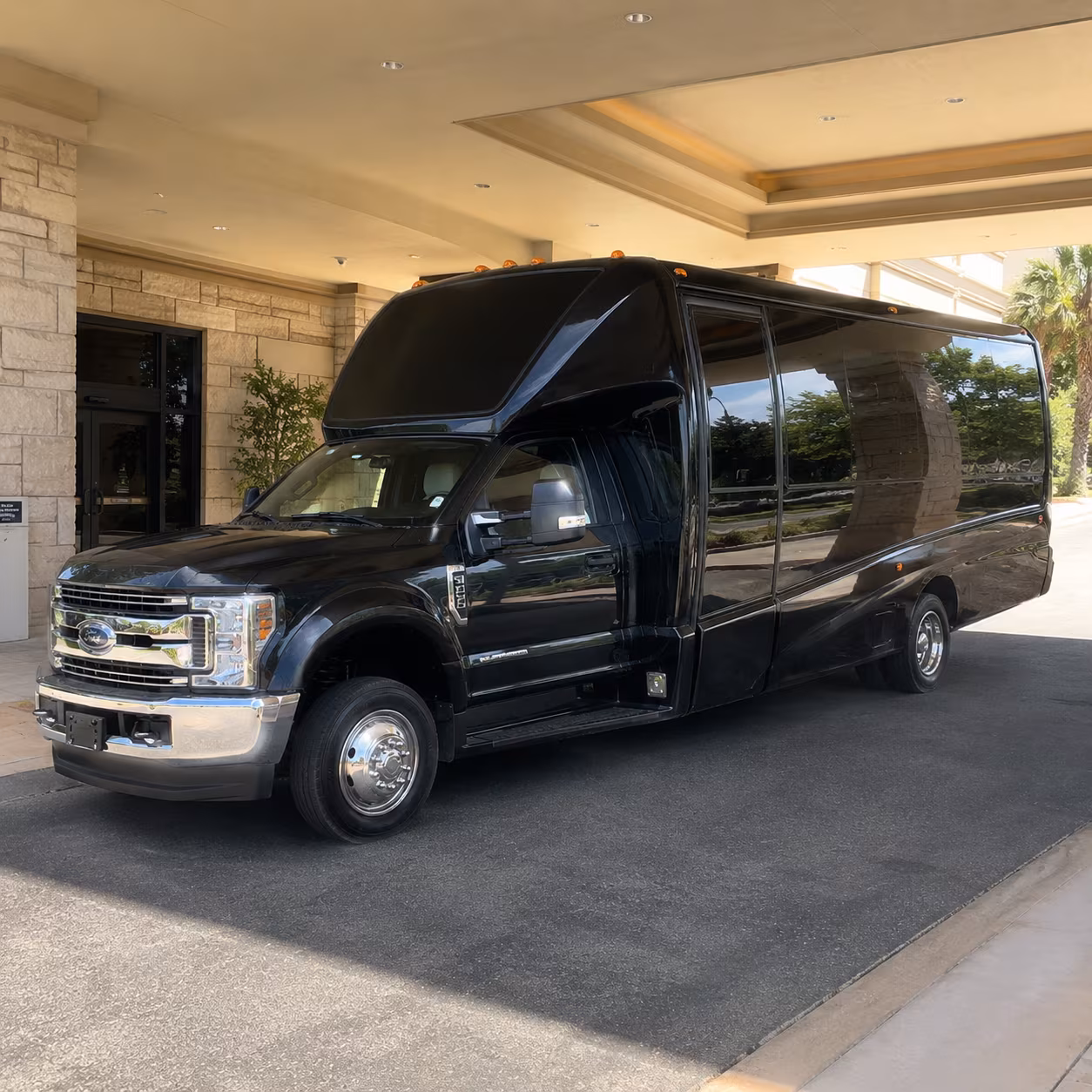 bachelorette party buses to san diego bars and beach clubs