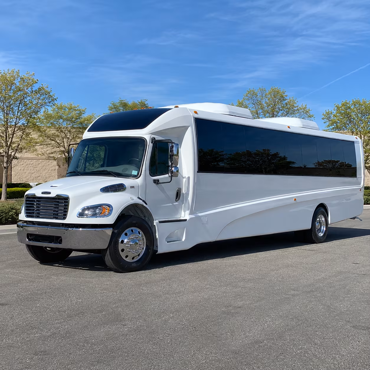 chino 30 passenger minibus